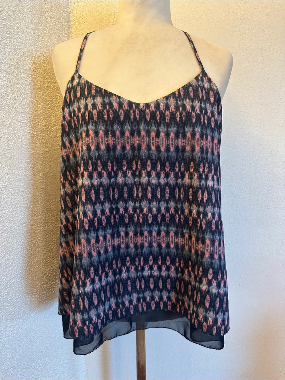 Dex Women's Navy Top with Pink Pattern Size M